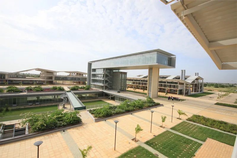 Vista aerea do campus da Universidade Agostinho Neto, Nuto